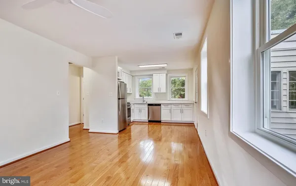 $2,925 | 900 North Garfield Street, Unit 2, Arlington, VA 22201