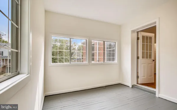 $2,925 | 900 North Garfield Street, Unit 2, Arlington, VA 22201