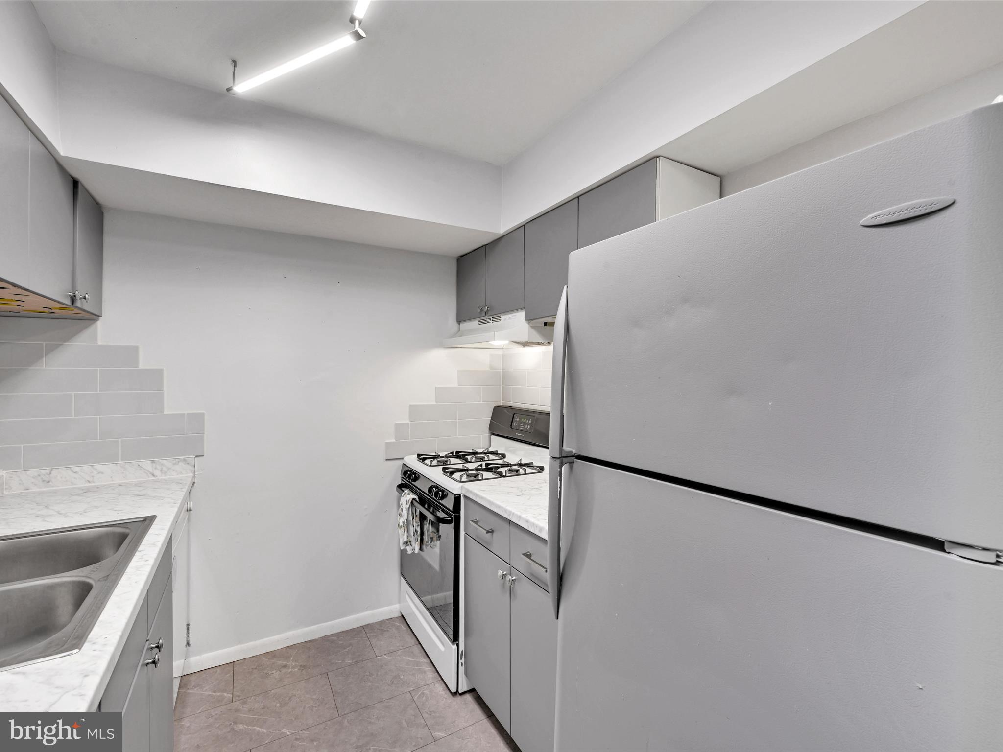 3 Lancaster Estates Mount Joy, PA 17552 - Photo 12 of 25 Kitchen