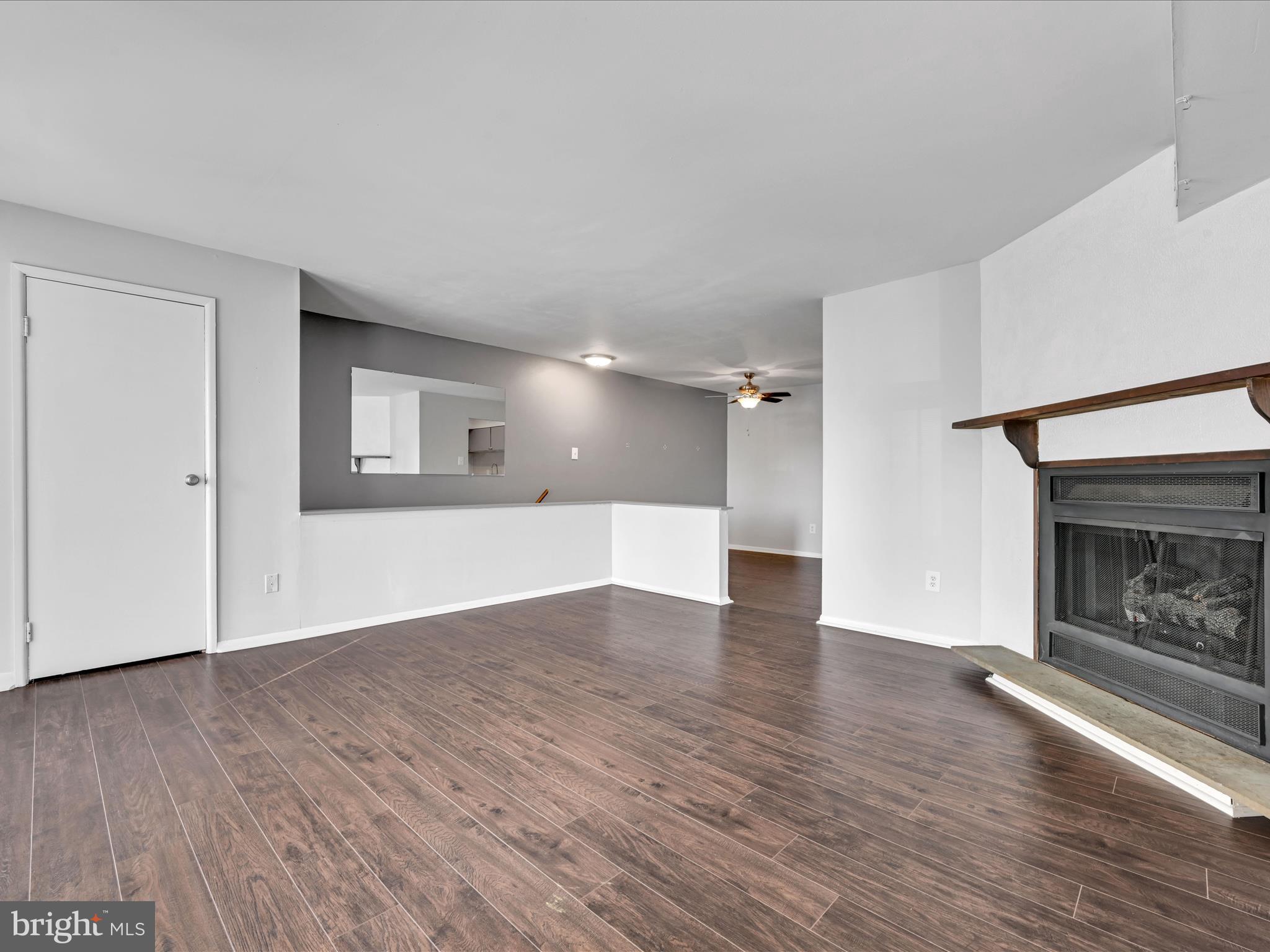 3 Lancaster Estates Mount Joy, PA 17552 - Photo 5 of 25 Living Room