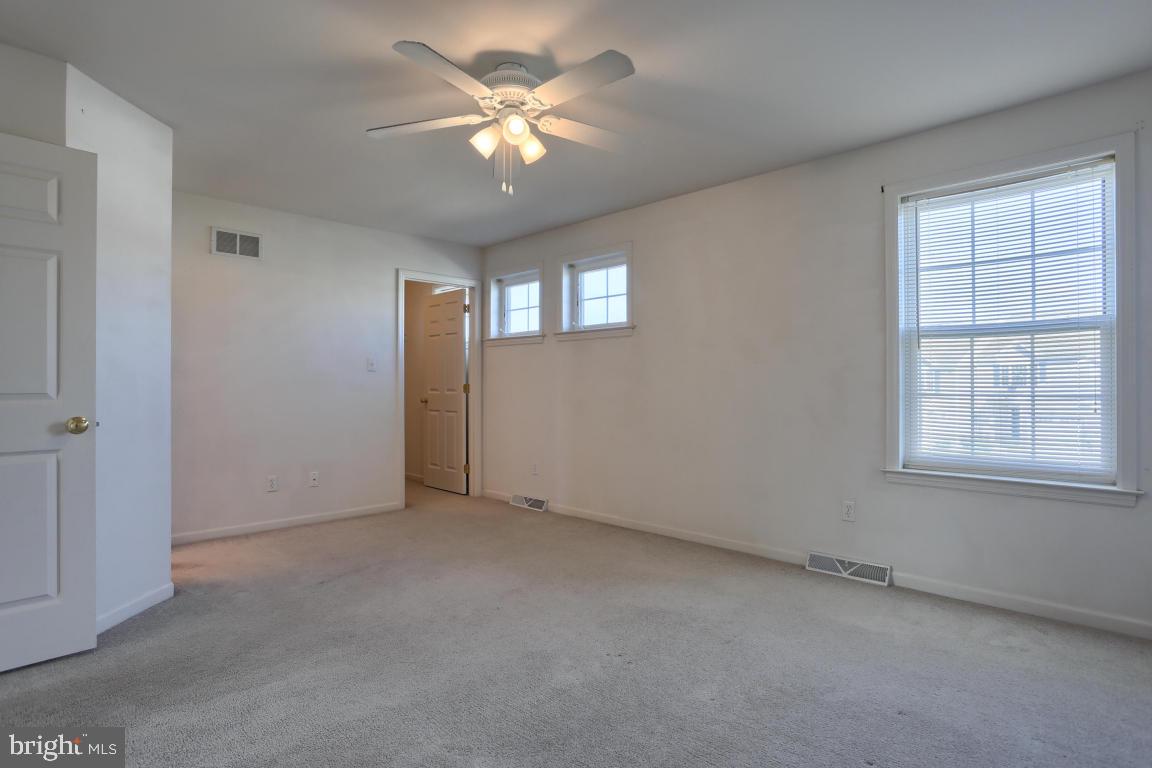 560 Fox Ridge Lane Lebanon, PA 17042 - Photo 21 of 33 Gallery Image 21