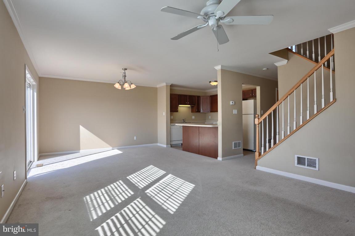 560 Fox Ridge Lane Lebanon, PA 17042 - Photo 3 of 33 Gallery Image 3