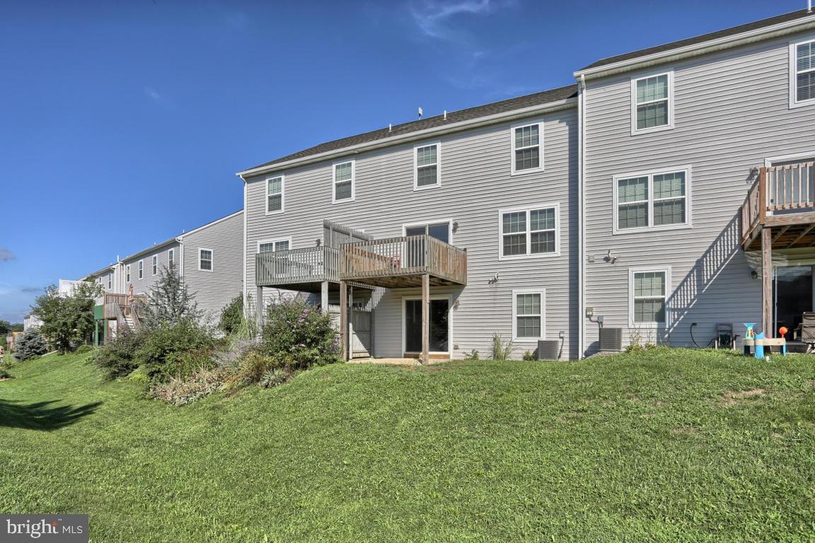 560 Fox Ridge Lane Lebanon, PA 17042 - Photo 32 of 33 Gallery Image 32