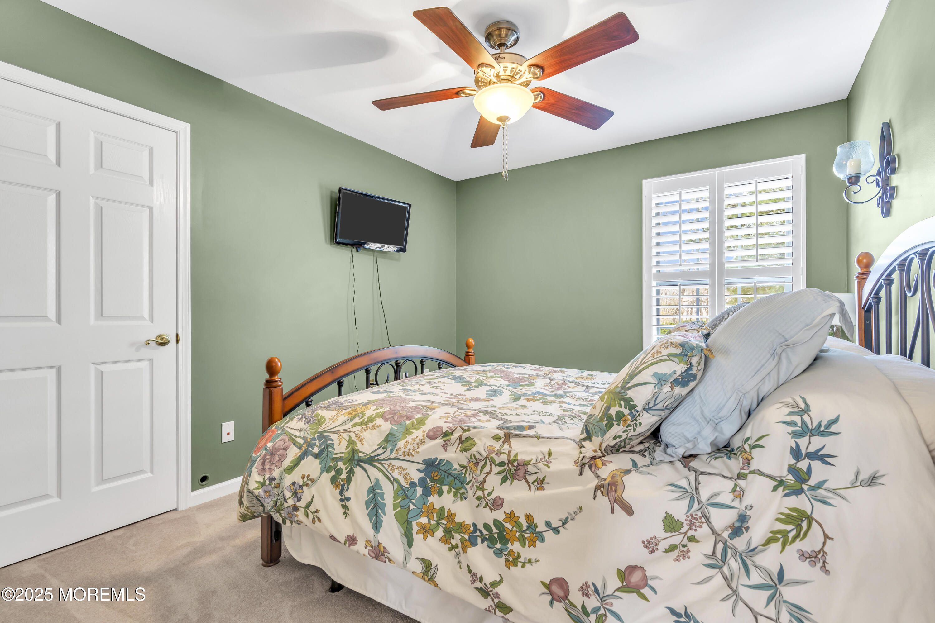 43 Periwinkle Circle Tinton Falls, NJ 07712 - Photo 39 of 60 a bedroom with a bed and a window