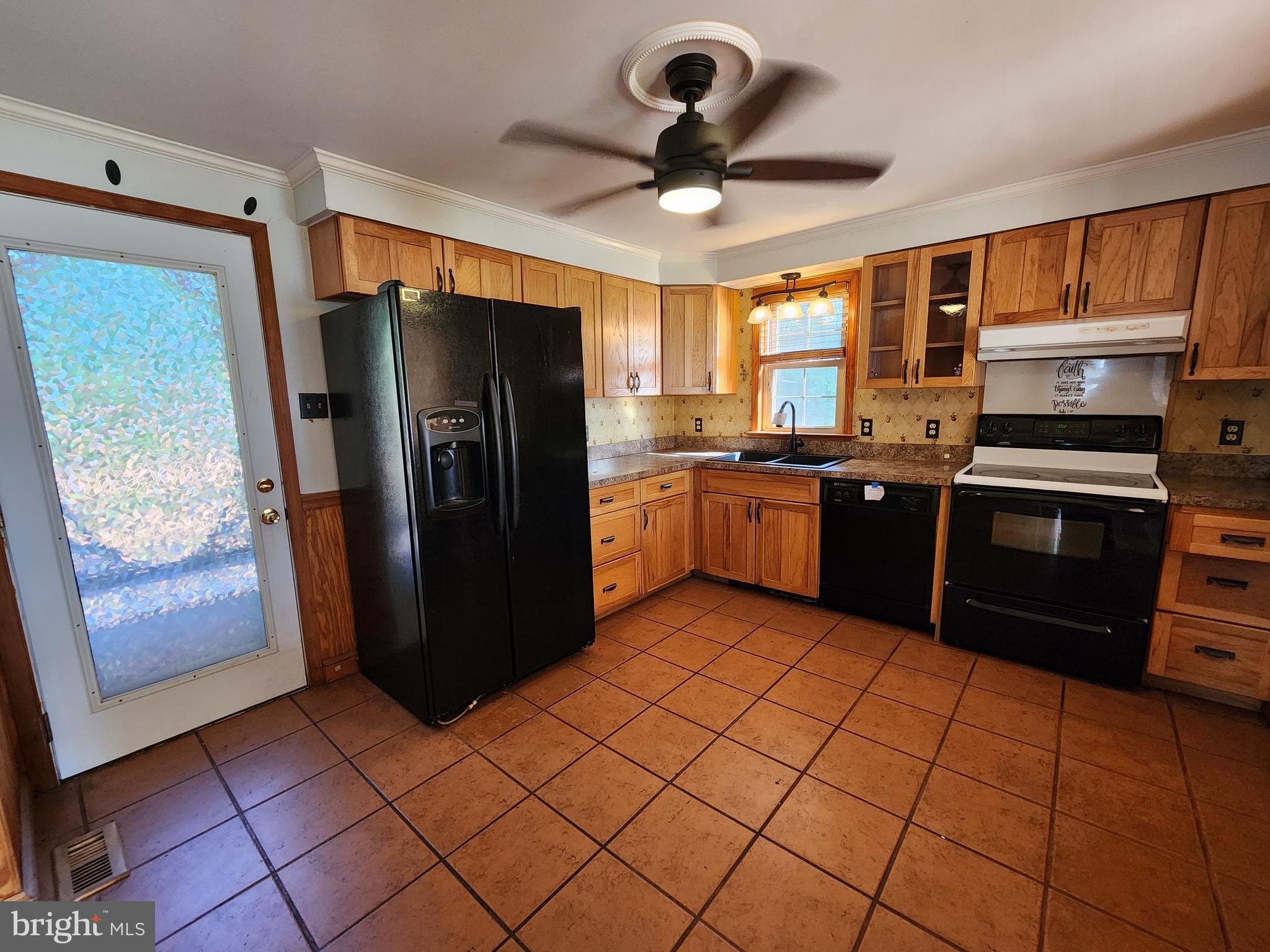 7533 Bayside Road Chesapeake Beach, MD 20732 - Photo 6 of 46 Gallery Image 6