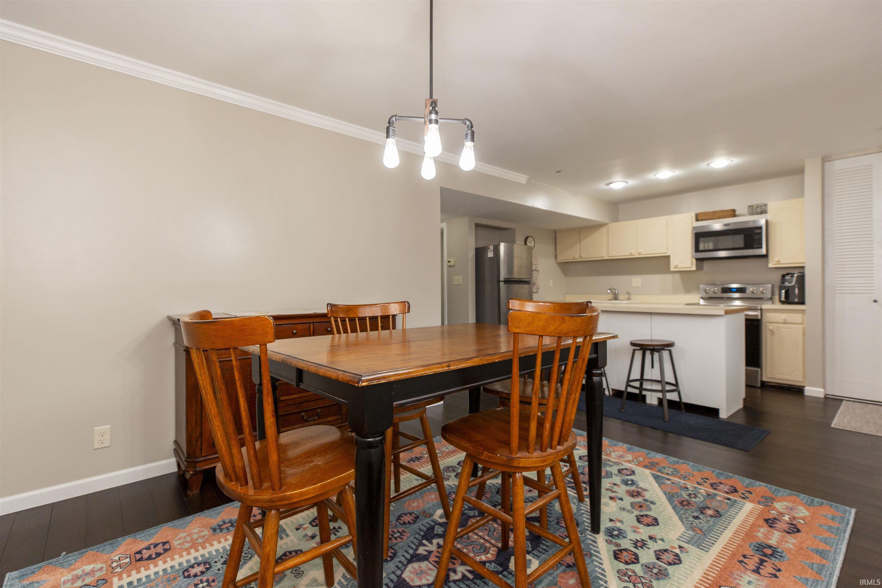2500 Topsfield Road, Unit 211 South Bend, IN 46614 - Photo 6 of 35 Gallery Image 6