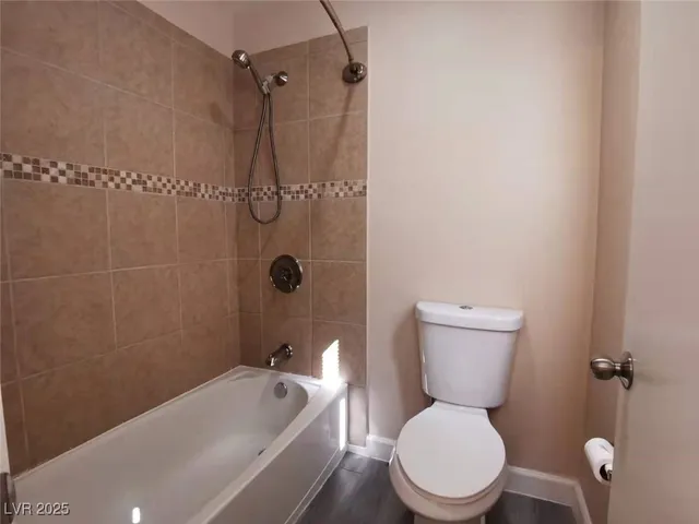 $2,400 | 9964 Canyon Peak Drive, Las Vegas, NV 89147