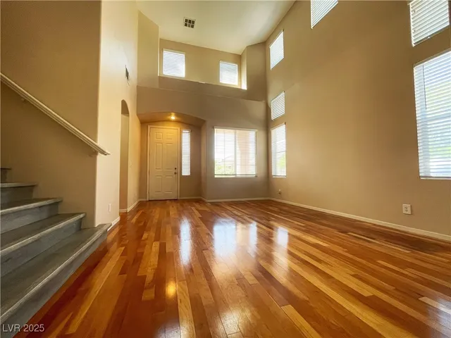 $2,400 | 9964 Canyon Peak Drive, Las Vegas, NV 89147