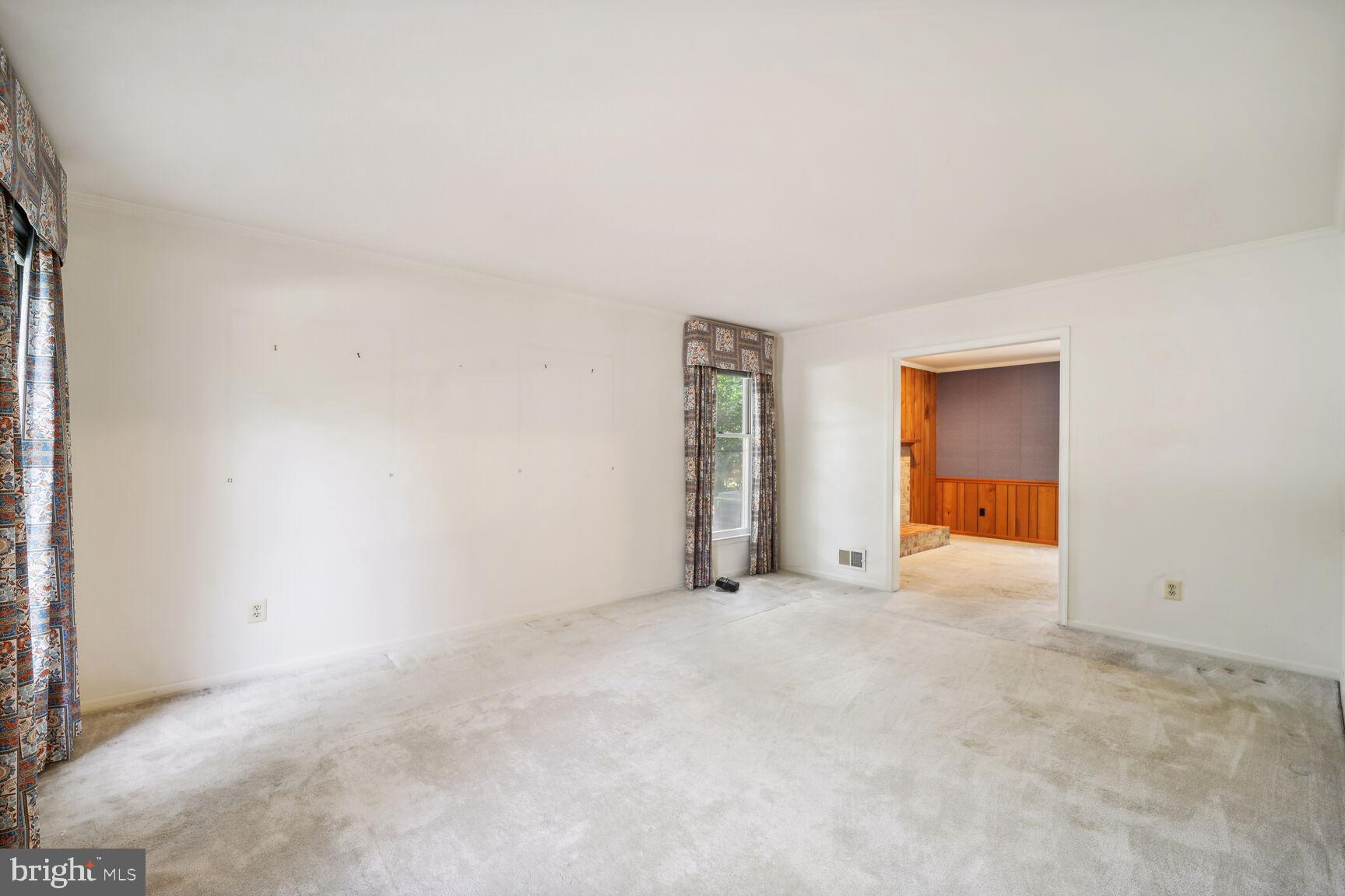 53 Redding Ridge Drive Gaithersburg, MD 20878 - Photo 7 of 51 Gallery Image 7