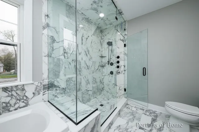 $899,900 | 1066 Trillium Trail, West Chicago, IL 60185