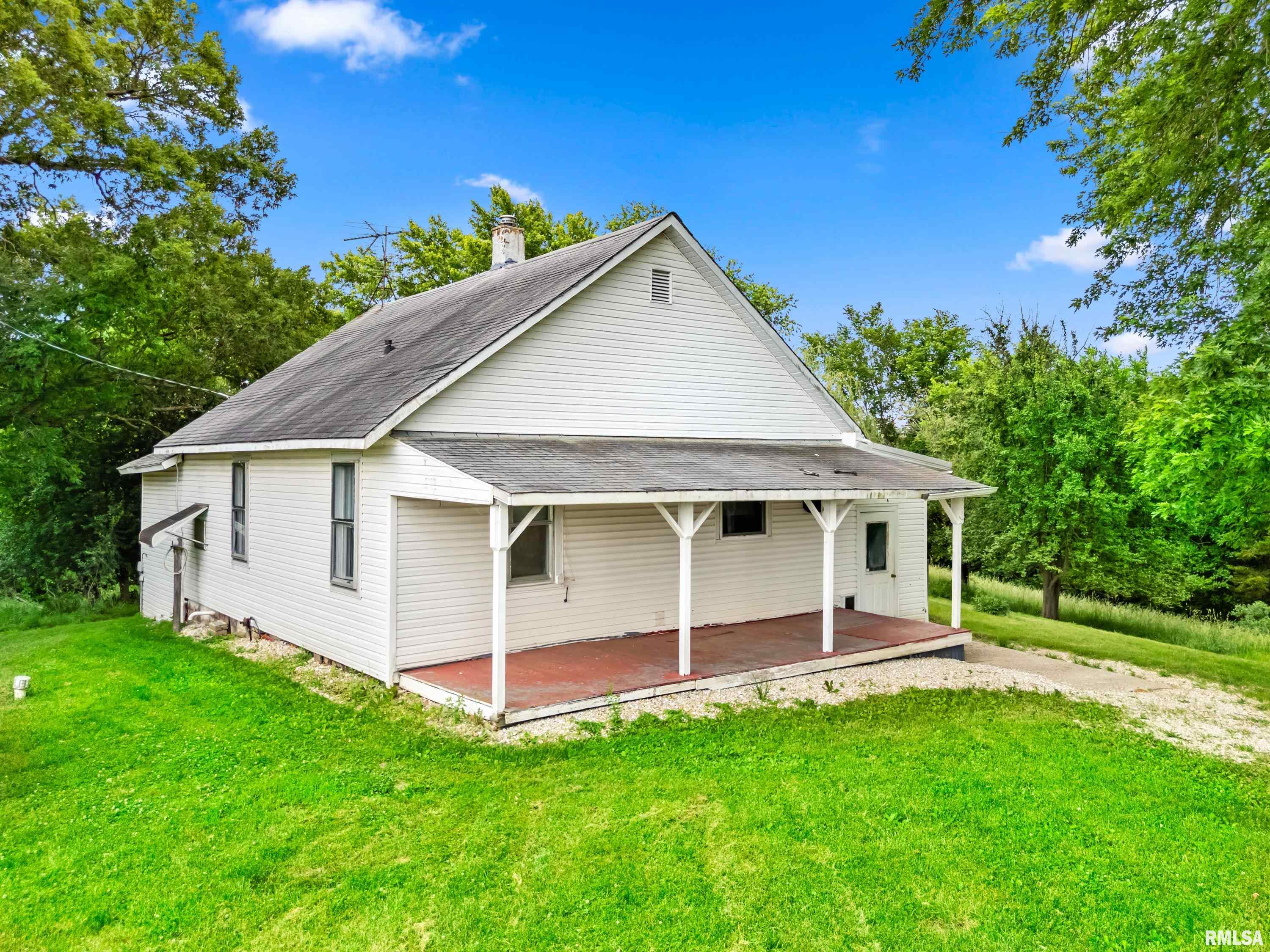 7021 South Clauson Road Glasford, IL 61533 - Photo 1 of 34