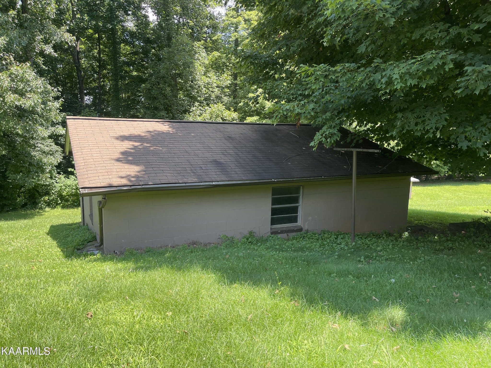 8812 Ventis Lane Powell, TN 37849 - Photo 10 of 31 Gallery Image 10
