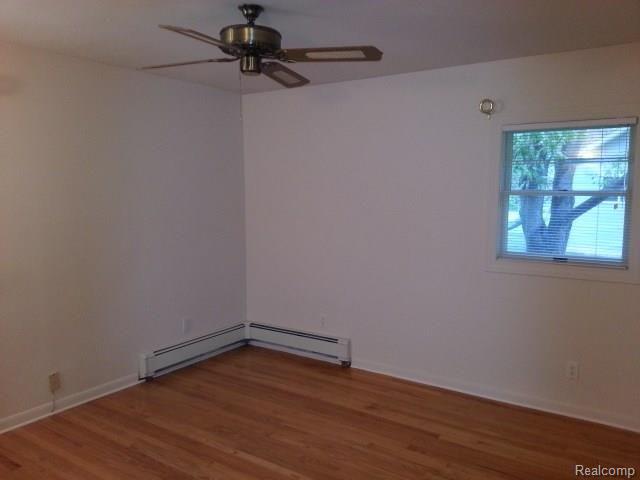 5179 Stevens Road Clarkston, MI 48346 - Photo 9 of 21 bedroom 3.jpg