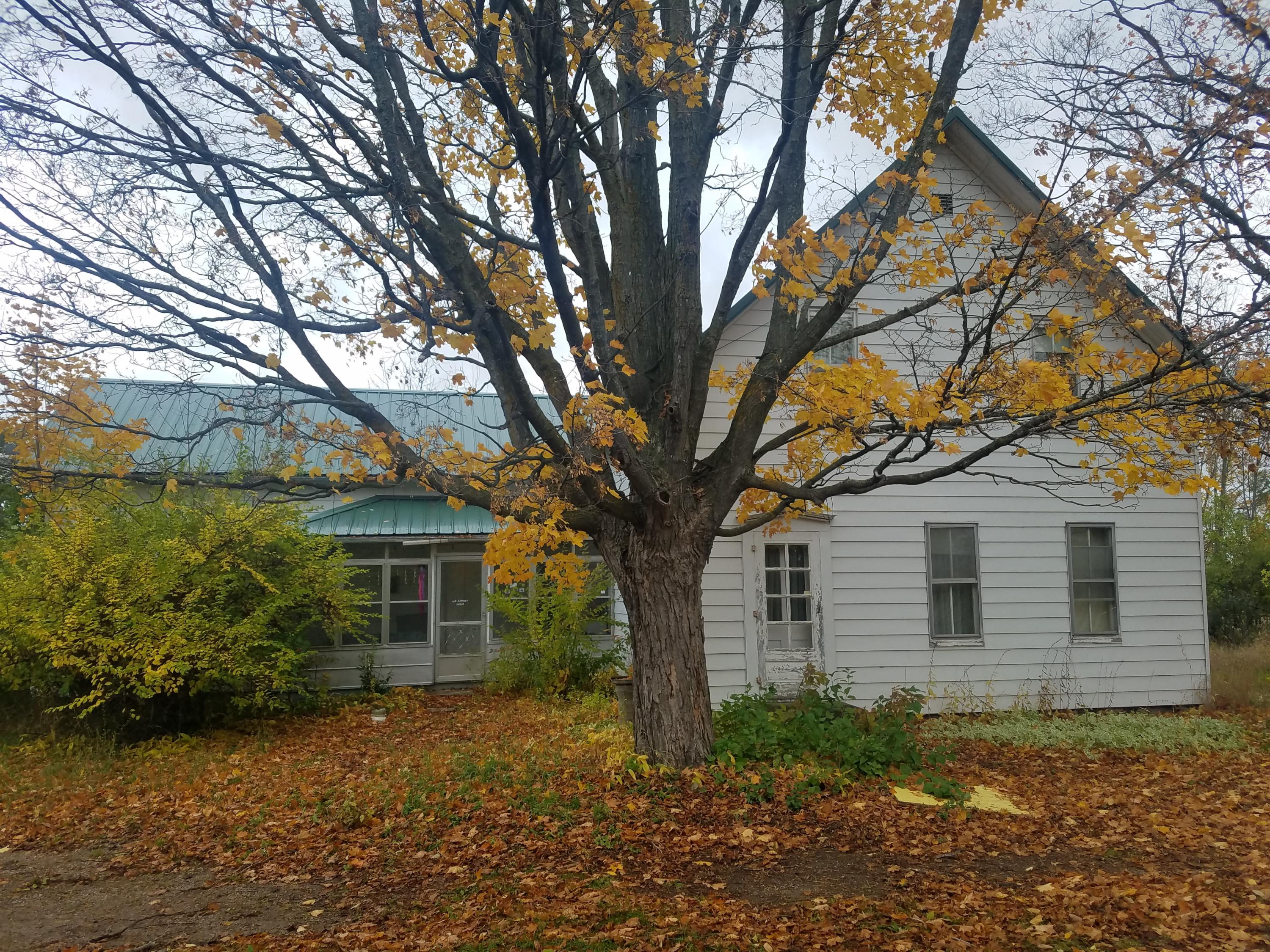 5131 Highway 33 Cheboygan, MI 49721 - Photo 1 of 21 Gallery Image 1