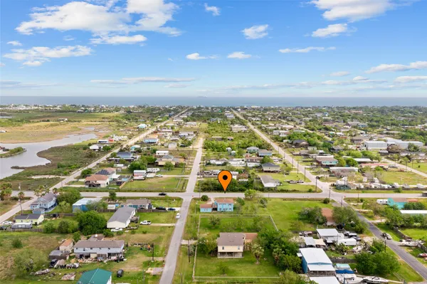 $264,900 | 1619 FM 517 Road East, San Leon, TX 77539