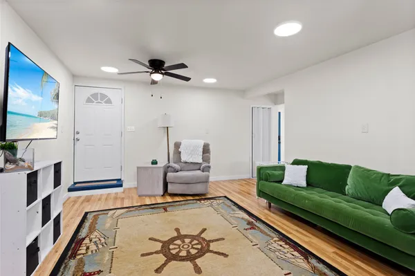 $264,900 | 1619 FM 517 Road East, San Leon, TX 77539