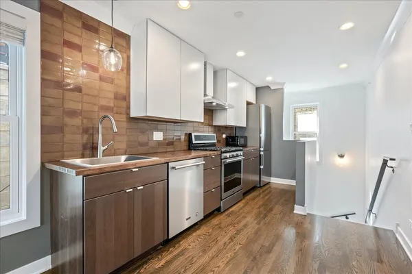 $3,100 | 1442 North Paulina Street, Unit 1R, Chicago, IL 60622