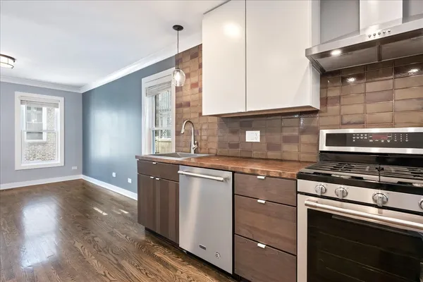 $3,100 | 1442 North Paulina Street, Unit 1R, Chicago, IL 60622
