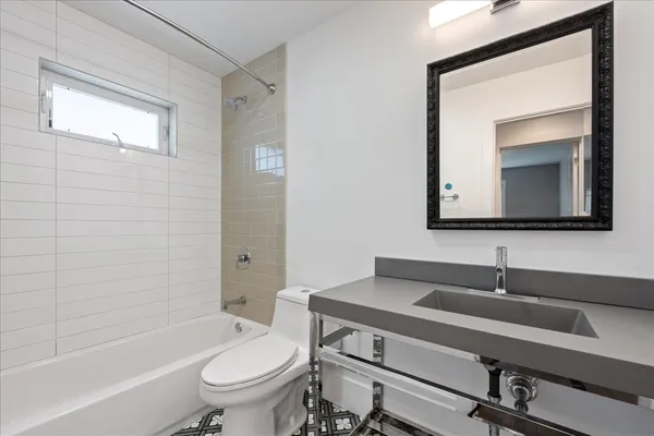 $3,100 | 1442 North Paulina Street, Unit 1R, Chicago, IL 60622