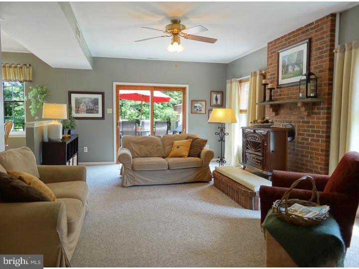 1474 Overlook Road Yardley, PA 19067 - Photo 11 of 24 Family Room