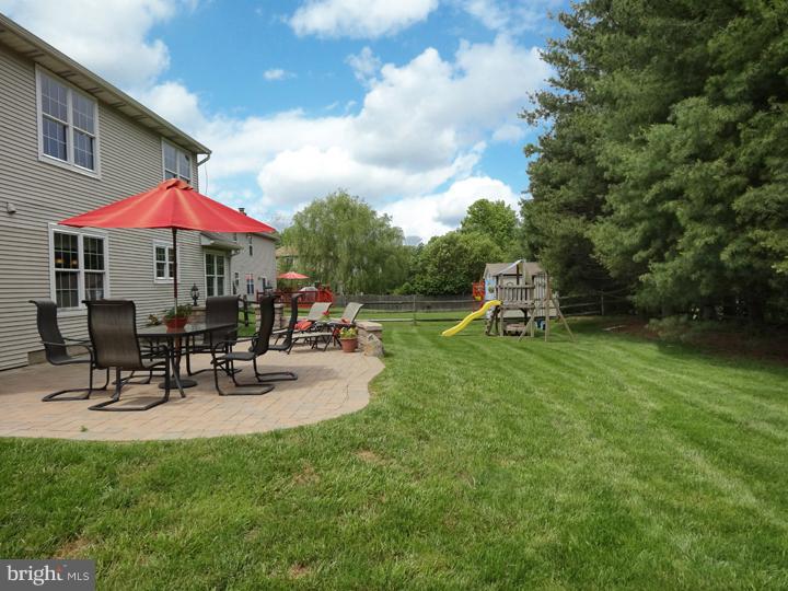 1474 Overlook Road Yardley, PA 19067 - Photo 18 of 24 Exterior Back