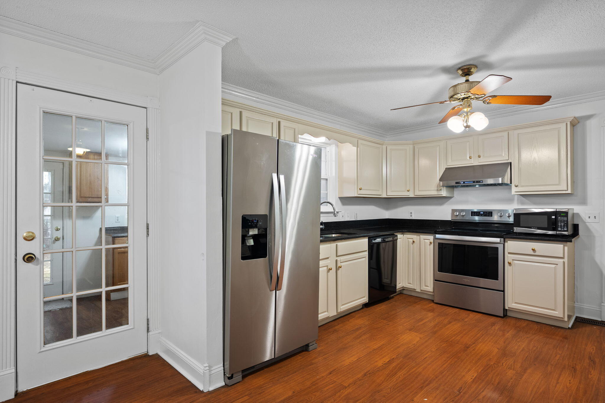 7927 Long Drive Chattanooga, TN 37421 - Photo 12 of 41 kitchen