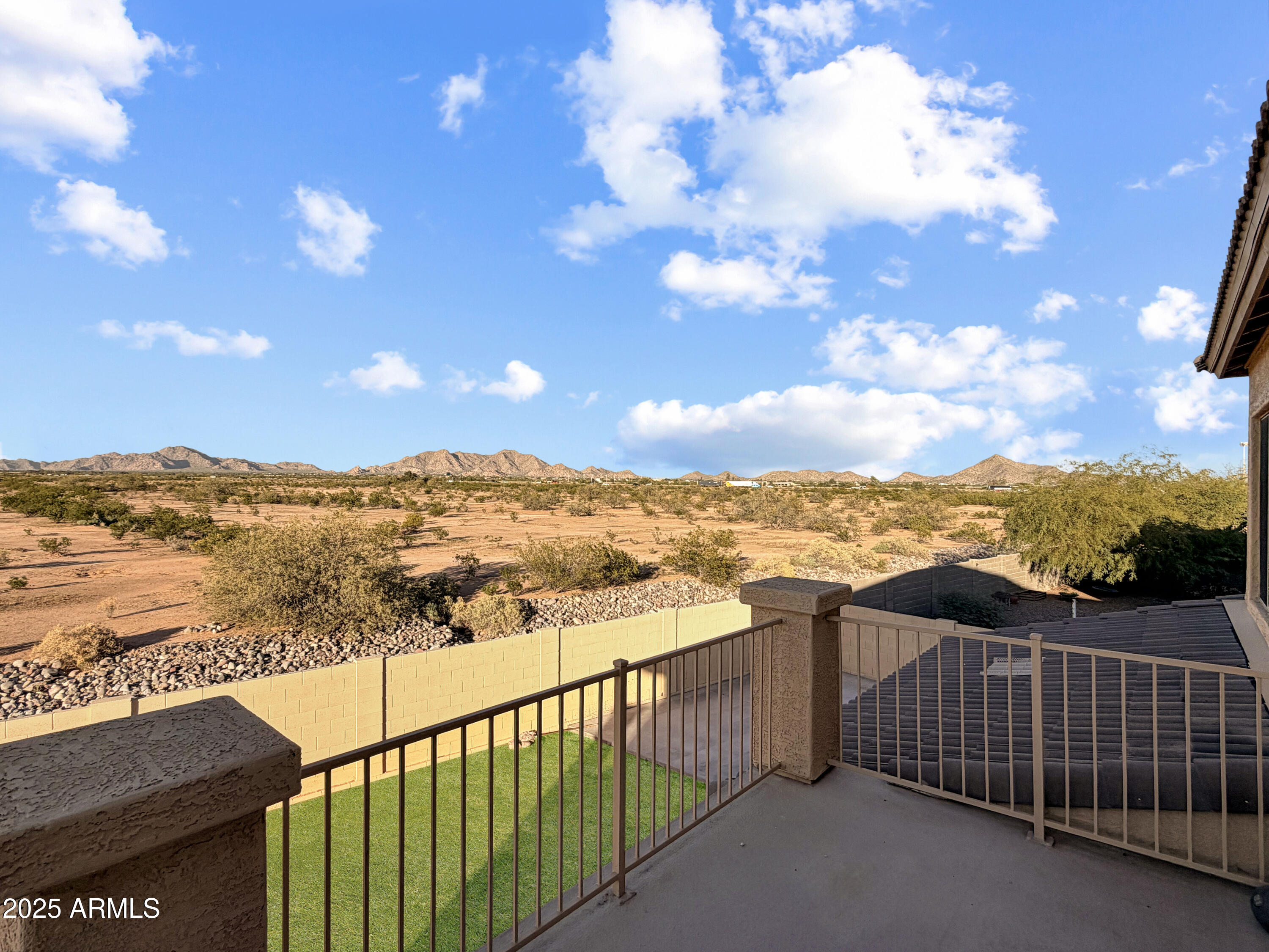 1712 East Joelle Drive Casa Grande, AZ 85122 - Photo 22 of 55 a view of city and mountain