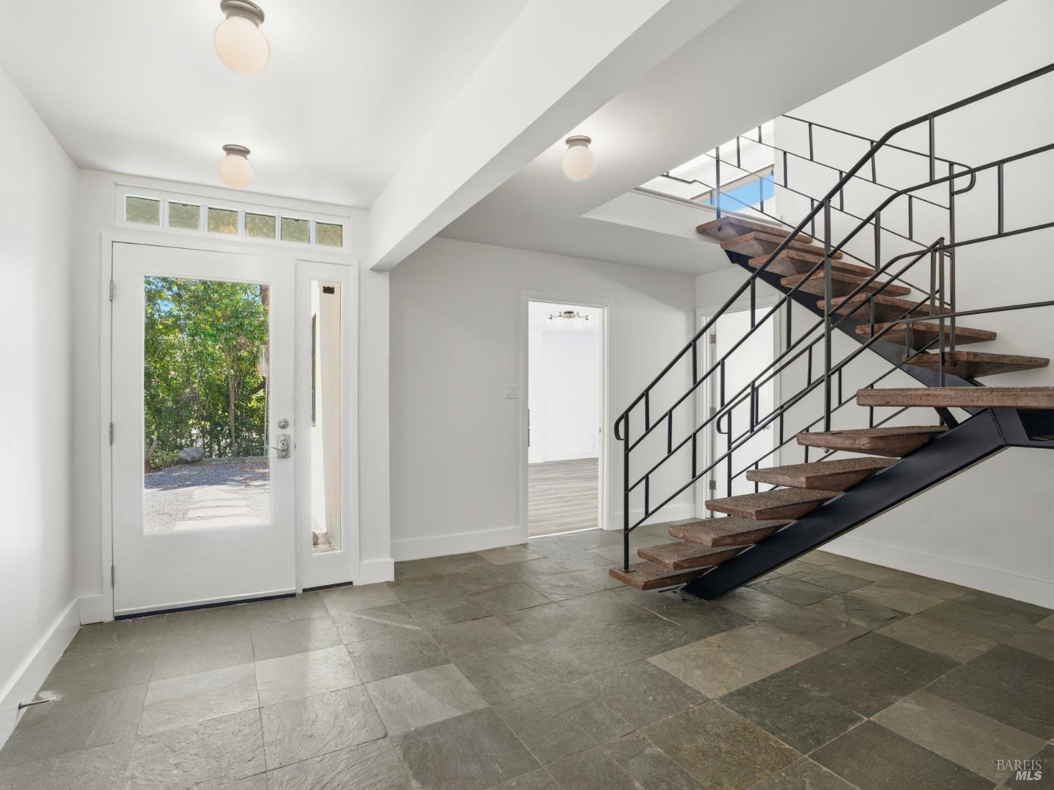 821 Las Colindas Road San Rafael, CA 94903 - Photo 11 of 64