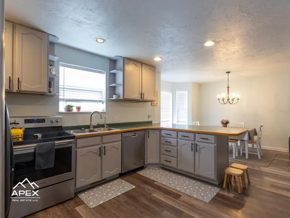 $429,000 | 324 Emerson Avenue, Evanston, WY 82930