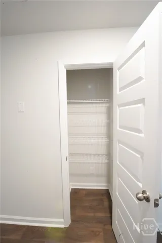 $2,300 | 457 Coconut Drive, Bloomingdale, GA 31302