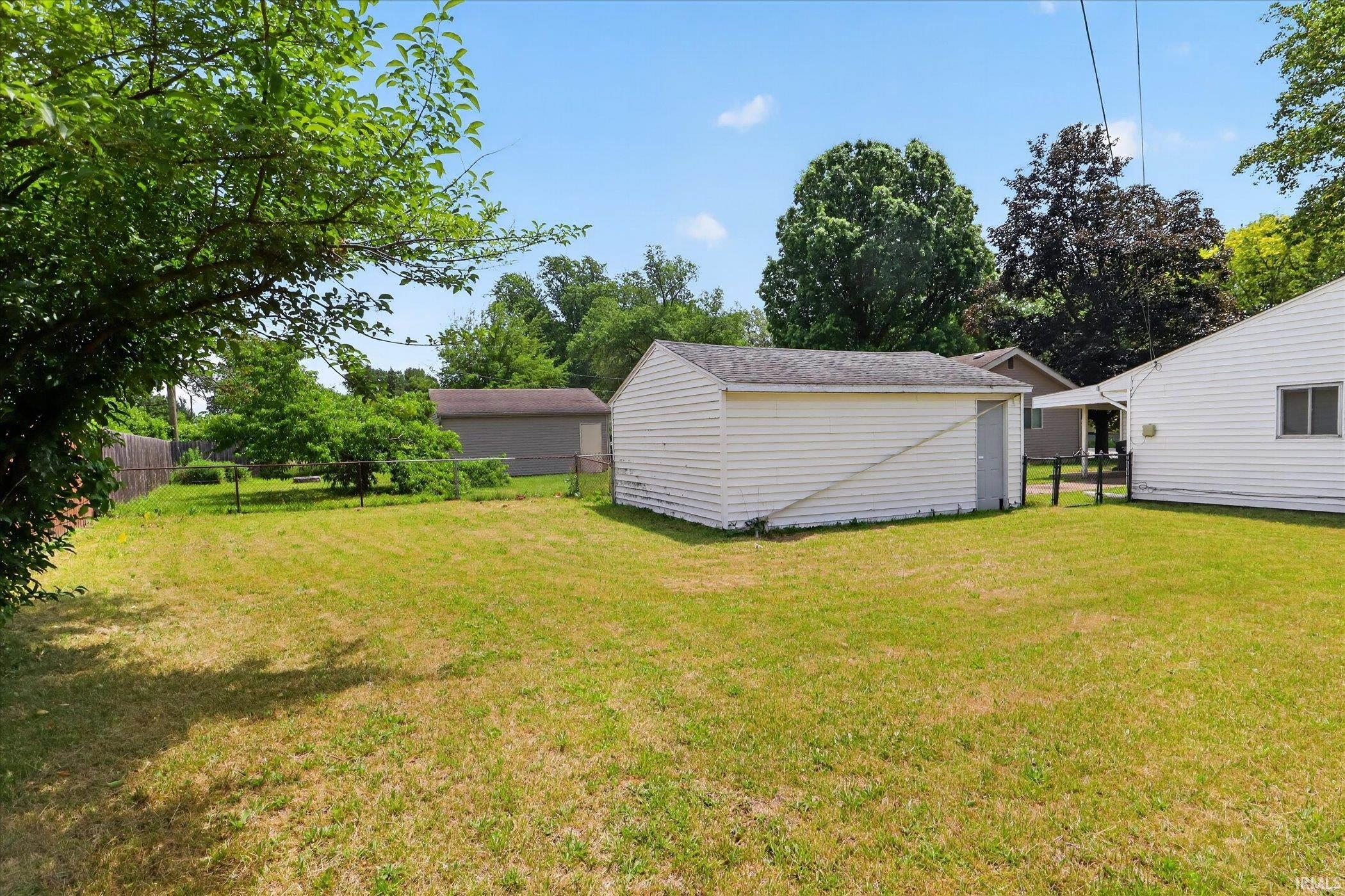1403 East Ireland Road South Bend, IN 46614 - Photo 24 of 28
