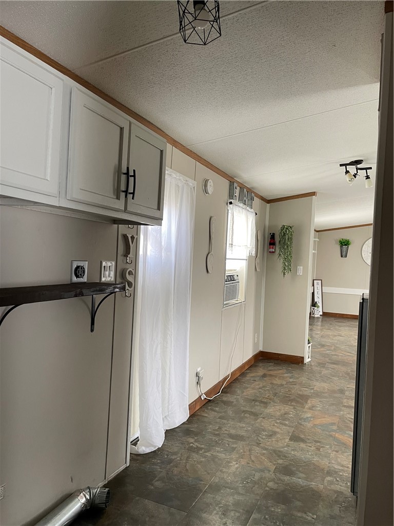 108 Vienna Road Arcadia, NY 14513 - Photo 15 of 18 laundry room