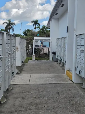 $115,000 | 6503 Winfield Boulevard, Unit 225D, Margate, FL 33063