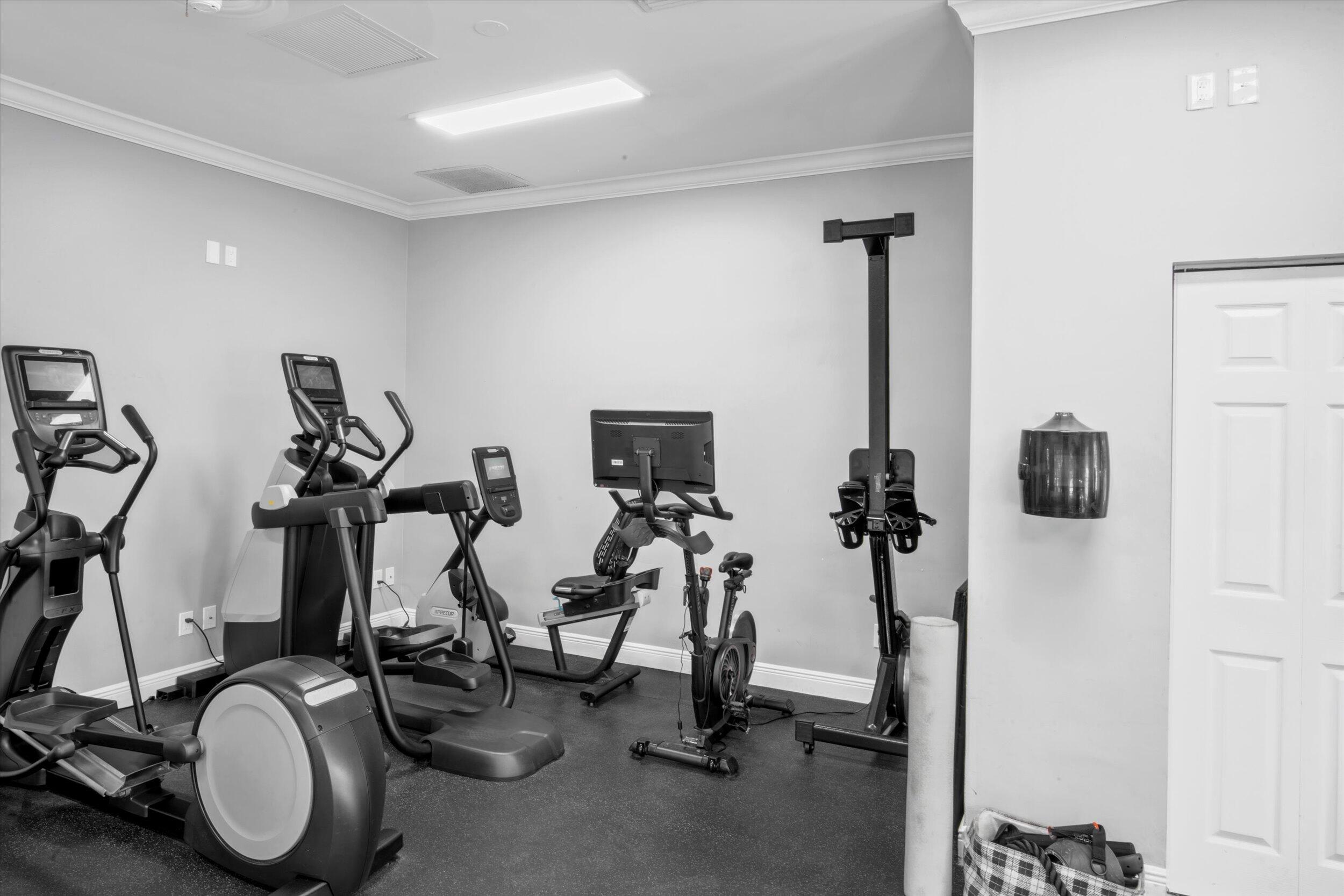45 Spoonbill Way Key West, FL 33040 - Photo 63 of 80 a view of a room with gym equipment