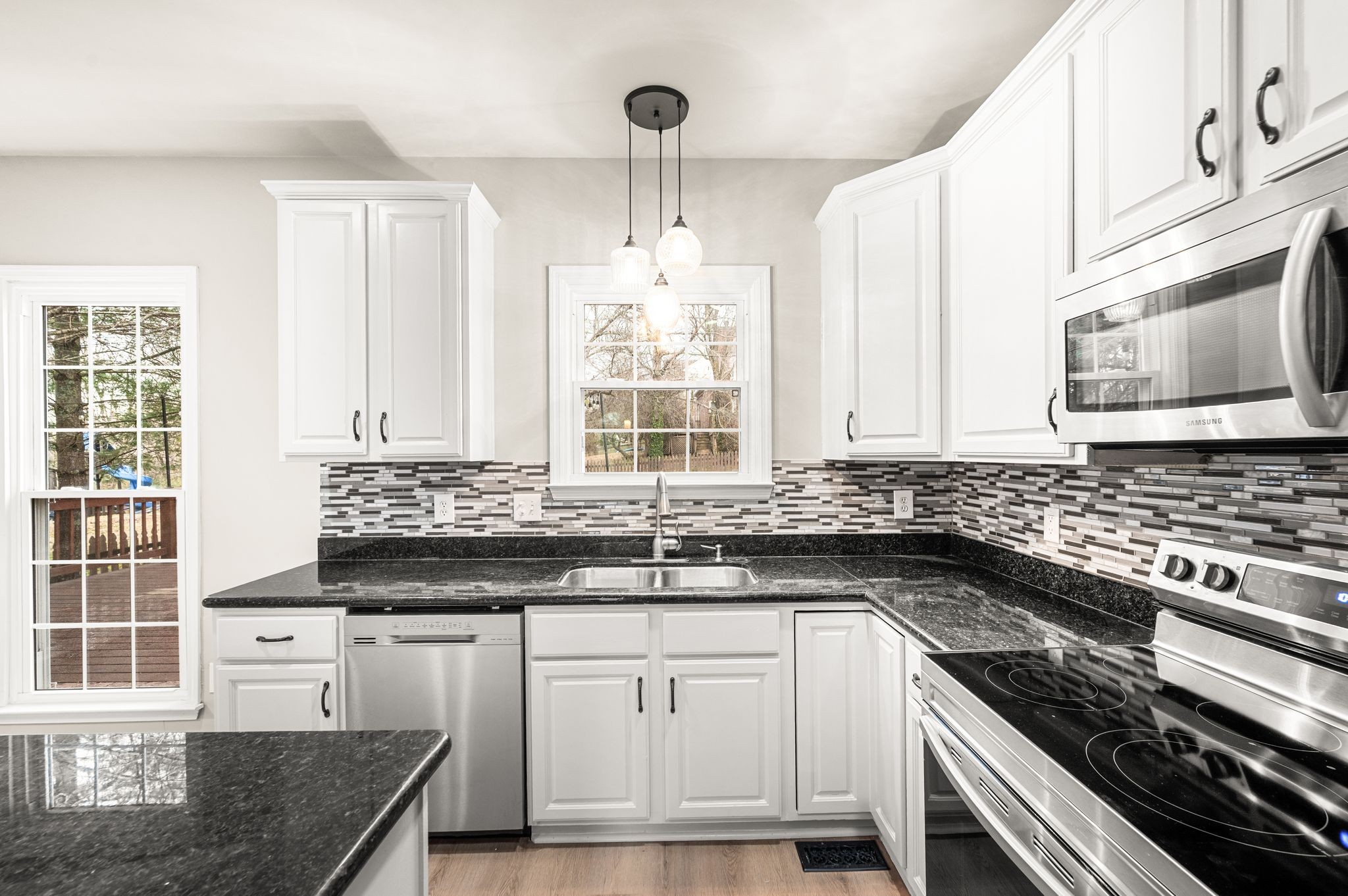 355 Springhouse Circle Franklin, TN 37067 - Photo 8 of 25