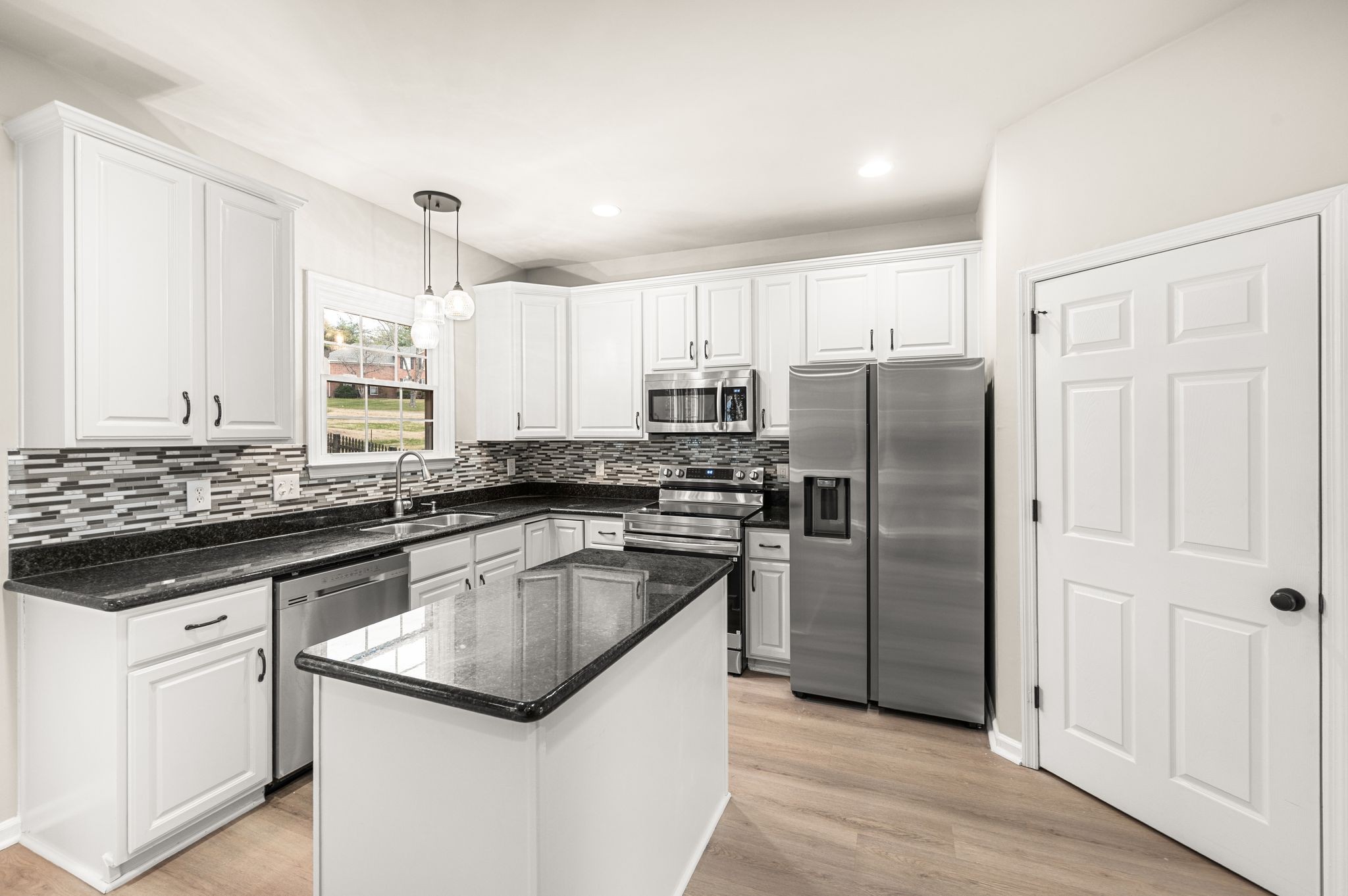 355 Springhouse Circle Franklin, TN 37067 - Photo 9 of 25