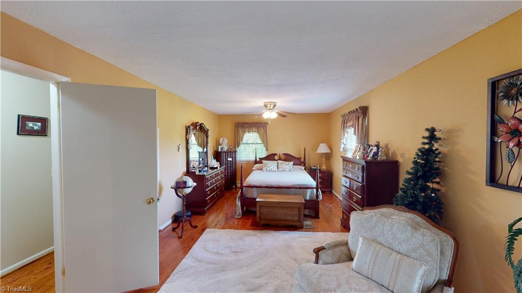 124 Avondale Road Mount Airy, NC 27030 - Photo 20 of 36 Gallery Image 20