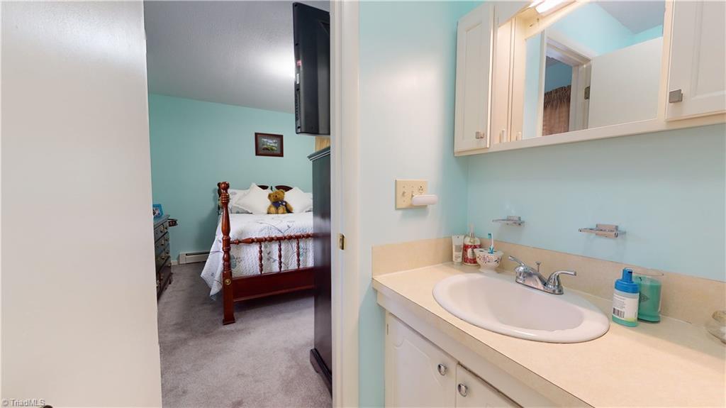 124 Avondale Road Mount Airy, NC 27030 - Photo 27 of 36 Gallery Image 27