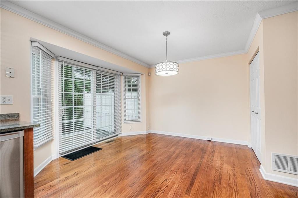 8 Castle View Drive McKees Rocks, PA 15136 - Photo 4 of 16 Gallery Image 4