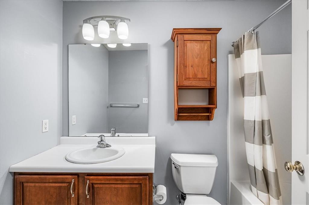 8 Castle View Drive McKees Rocks, PA 15136 - Photo 8 of 16 Gallery Image 8