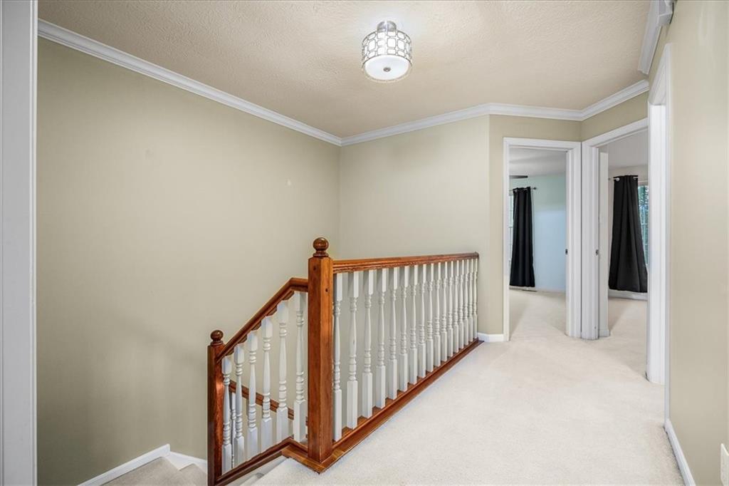 8 Castle View Drive McKees Rocks, PA 15136 - Photo 9 of 16 Gallery Image 9