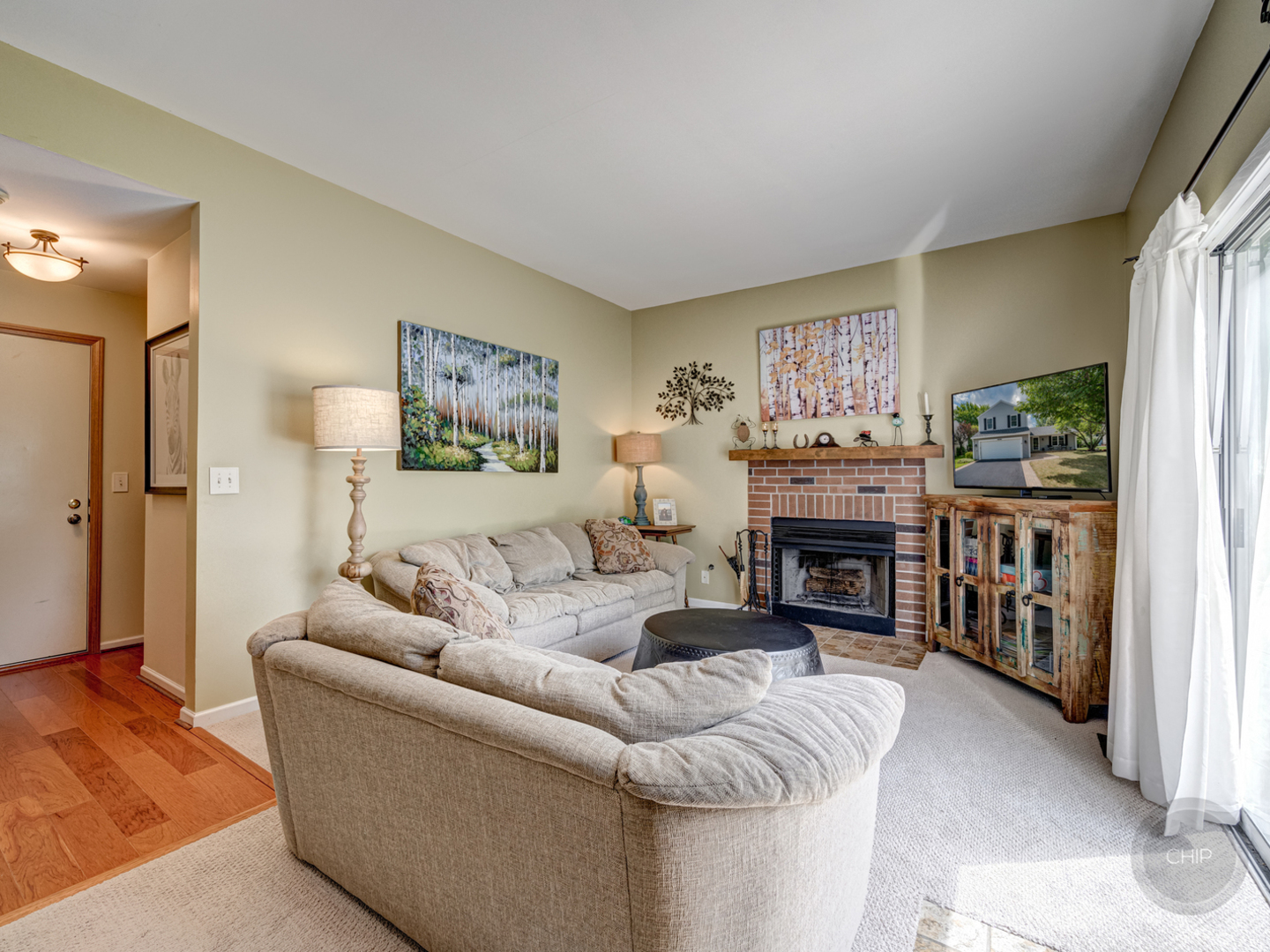 30W231 Mack Road Warrenville, IL 60555 - Photo 5 of 27