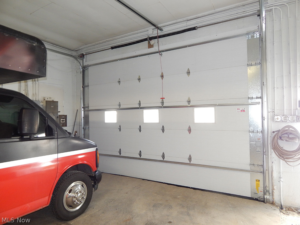 7962 Wadsworth Road Wadsworth, OH 44281 - Photo 17 of 20