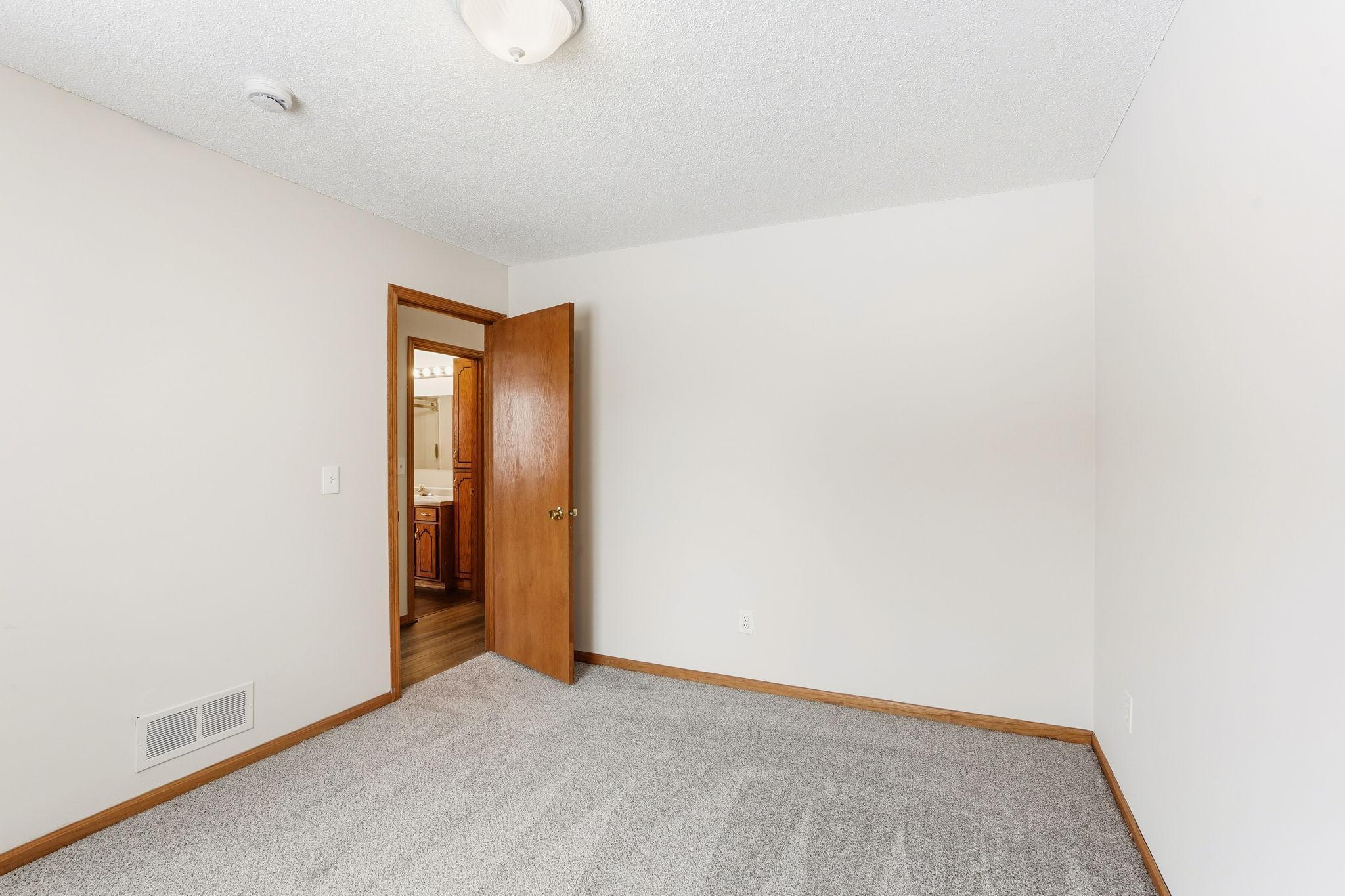 5015 Edinburgh Way Big Lake, MN 55309 - Photo 16 of 29