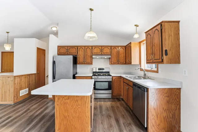 $295,000 | 5015 Edinburgh Way, Big Lake, MN 55309