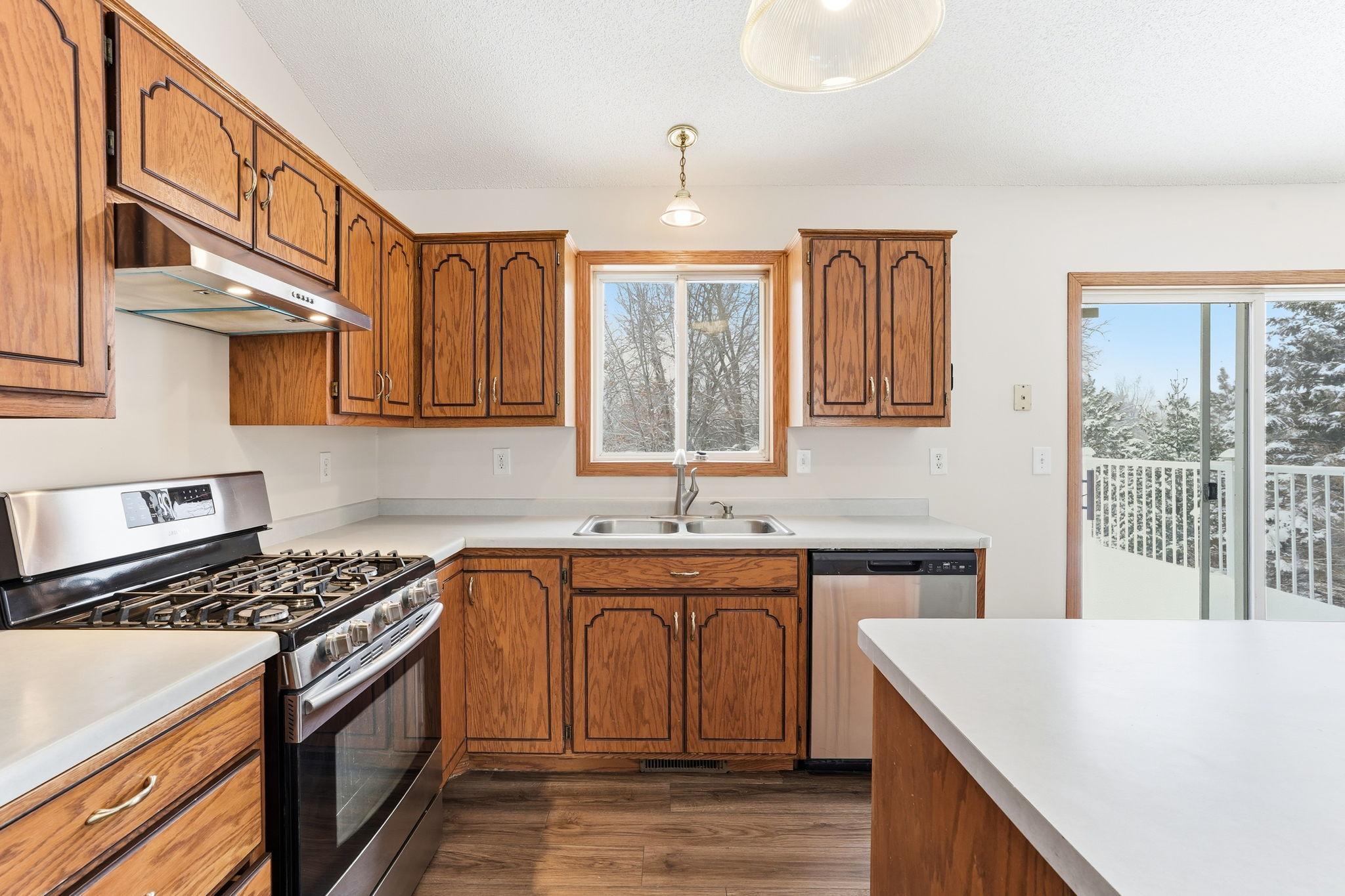 5015 Edinburgh Way Big Lake, MN 55309 - Photo 8 of 29