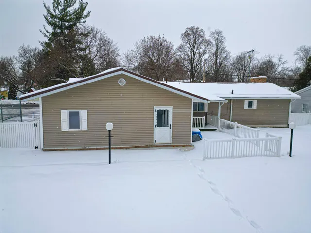 $275,000 | 508 Emory Street, Howard City, MI 49329