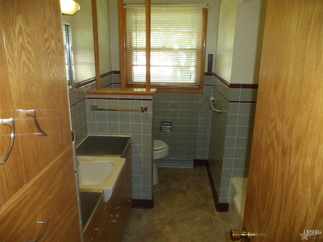 1821 West Monroe Street Decatur, IN 46733 - Photo 10 of 19