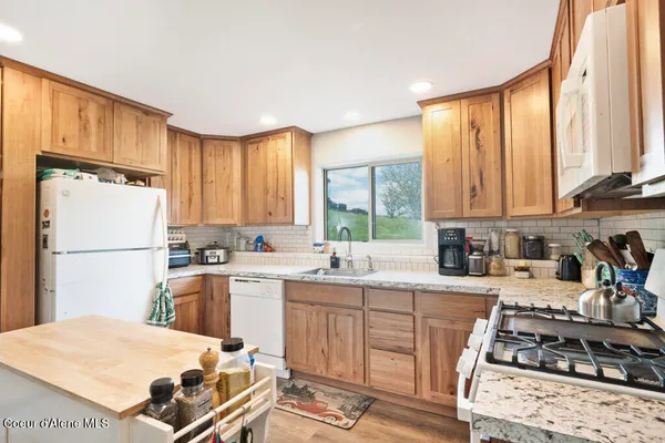 $1,250,000 | 1011 Rothwell Road, Viola, ID 83872