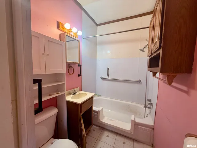 $55,000 | 928 East Kinzie Street, Riverton, IL 62561